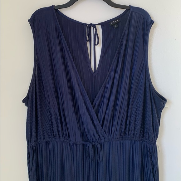 Torrid Pleated Knit Crop Wide Leg Jumpsuit - Picture 4 of 13